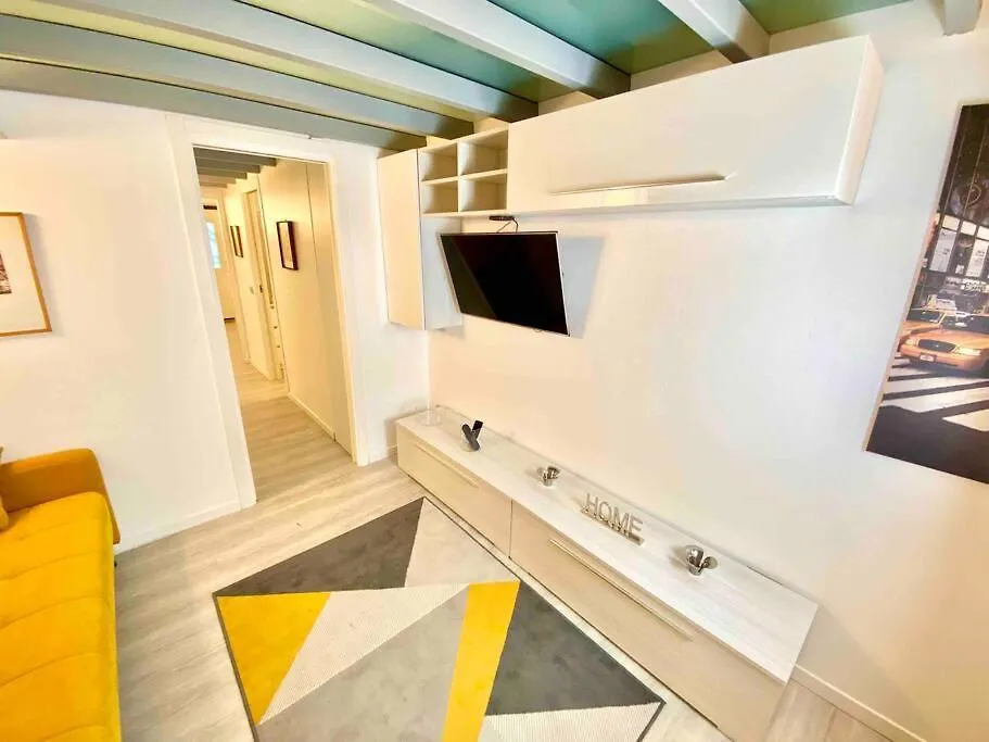 Loft Incantevole A Pochi Passi Dal Centro Mediolan Apartament